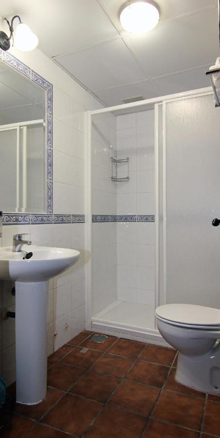 Hotel Rural Los Abuelos Montemayor de Pililla Bagian luar foto